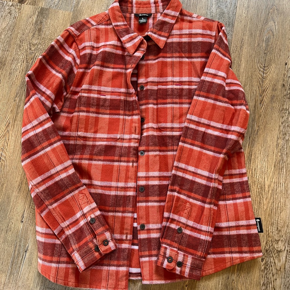 Cotopaxi women’s heavyweight flannel large red/pink